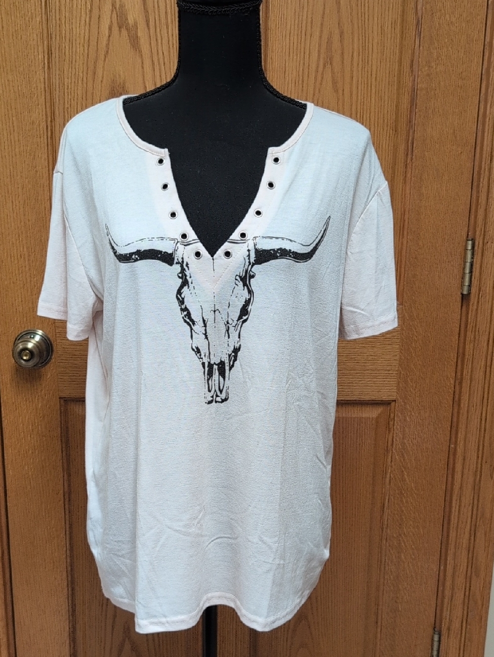 Women's Cream Short-Sleeve V-Neck Shirt with Bull Skull Graphic